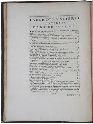 Divers ouvrages de mathématique et de physique.