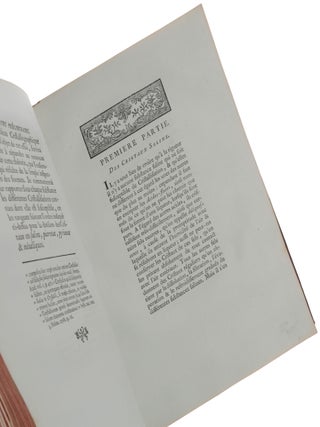 Essai de Cristallographie, ou Description des Figures géométriques, propres à différens Corps du Regne minéral, connus vulgairement sous le nom de cristaux, avec figures et développements.