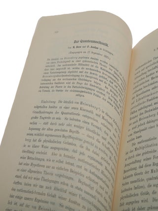 Zur Quantenmechanik I-II. Offprints.