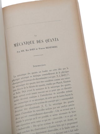 Électrons et Photons. Rapports et Discussions du Cinquieme Conseil de Physique tenu a Bruxelles du 24 au 29 Octobre 1927 sous les Auspices de L'Institut International de Physique de Solvay. Publiés par la Commission administrative de l'Institut.