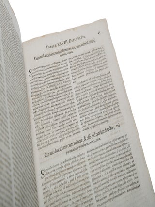 Χειροπλοθήκη, seu armamentarium chirurgicum XLIII. tabulis aeri elegantissime incisis, nec ante hac visis, exornatum. Opus posthumum, Medicinae pariter ac Chirurgiae Studiosos perutile & necessarium, in quo tot, tam veterum ac recentiorum instrumenta ab authore correcta, quàm noviter ab ipso inventa, quot ferè hodie ad usitatas operationes manuales feliciter peragendas requiruntur, iusta & hac tenus semper desiderata magnitudine & applicandi modo, depicta reperiuntur, cum annexa brevi Tabularum descriptione, & sequentibus cautionibus ac curationibus Chirurgico-Medicis per omnes ferè corporis humani partes externas observatis.